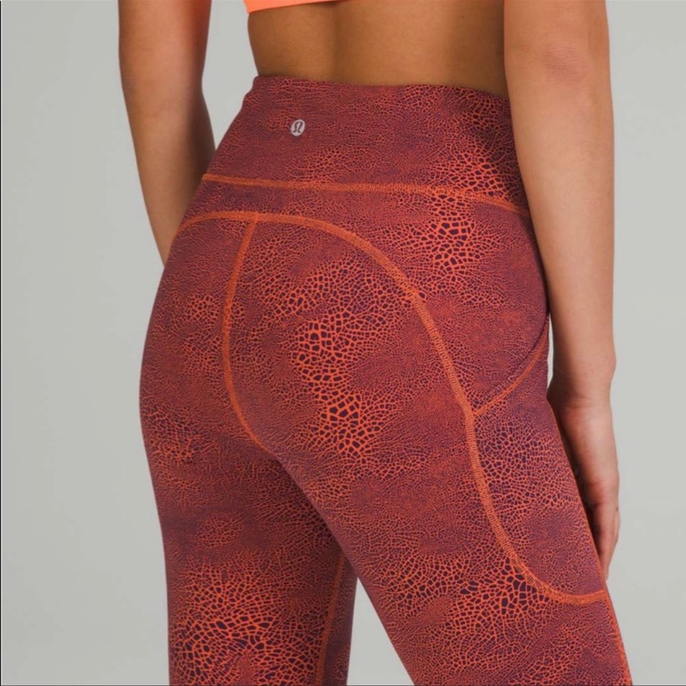 Lululemon Invigorate High Rise Tight 25” Size 4 Crackle Glaze Orange. Worn ONCE